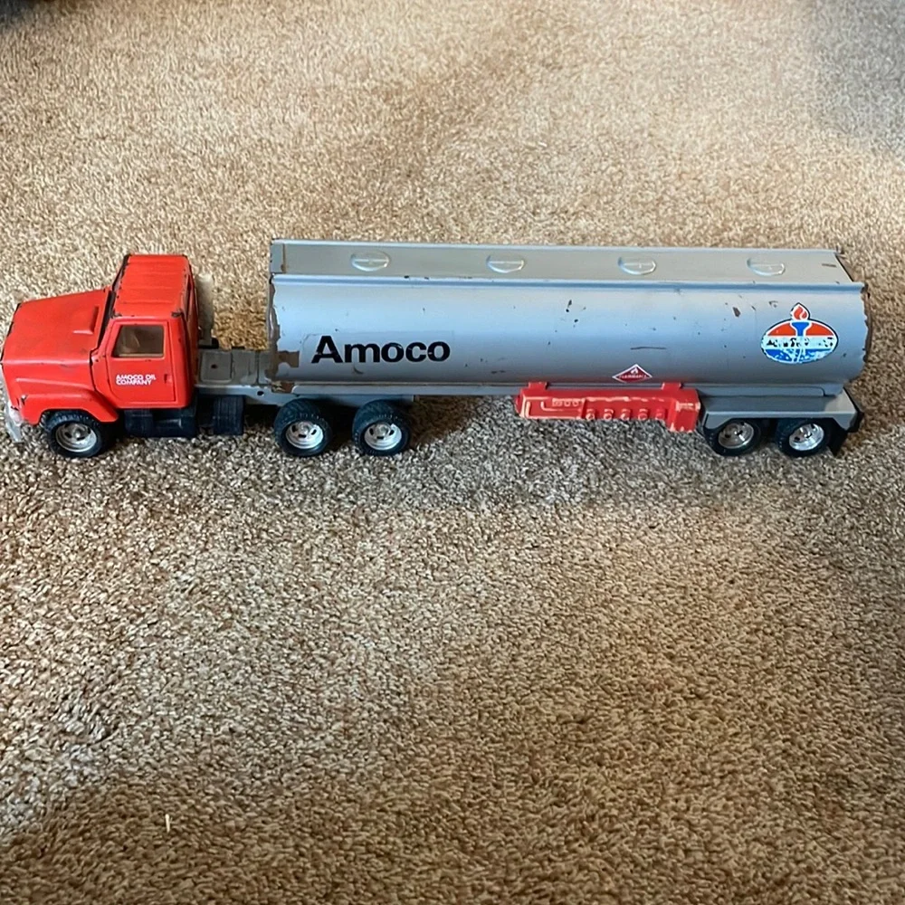 VTG Amoco 18” wheeler